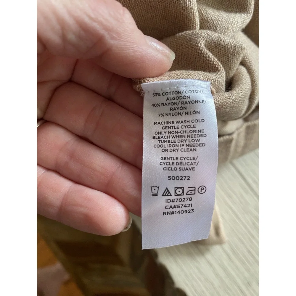 Loft NWT Cotton Blend Lightweight Sweater Tan Size Medium